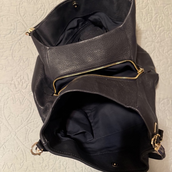 Coach Leather Shoulder Bag - Picture 8 of 9